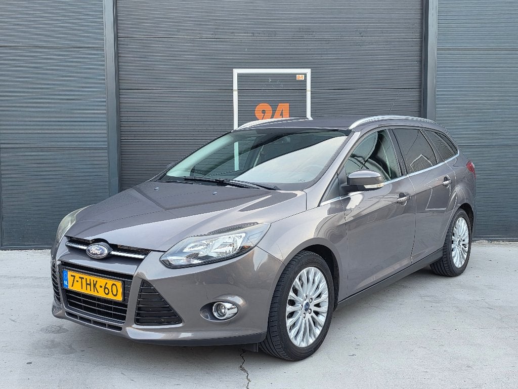 Ford Focus 1.6 EcoBoost Titanium | Trekhaak | Zeer Netjes, Auto's, Zwart, 4 cilinders, Origineel Nederlands, Stationwagon