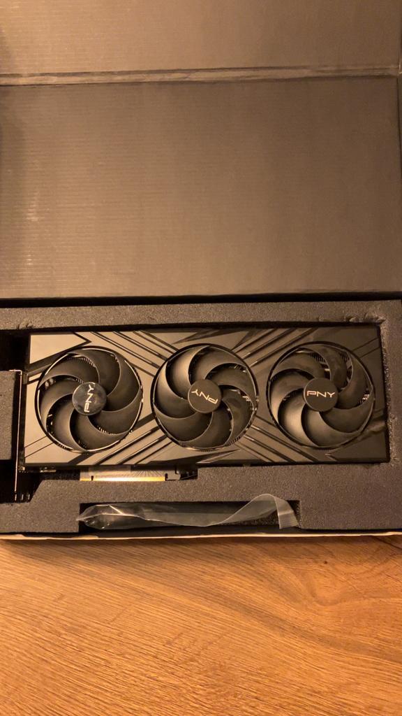 NVIDIA GeForce RTX 4080 Super PNY 16GB videokaart, Computers en Software, Videokaarten, Zo goed als nieuw, Nvidia, PCI-Express 4.0