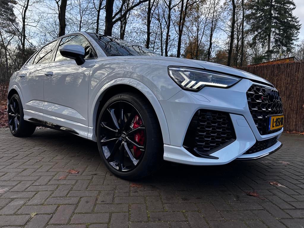 Audi Q3 RS 400pk S Tronic Quattro Sportback 2020 Wit, Auto's, Audi, Automaat, USB, Wit, Bedrijf