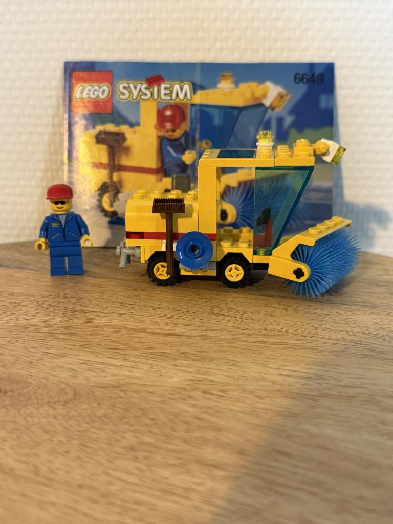 Lego straatveger, Kinderen en Baby's, Speelgoed | Duplo en Lego, Zo goed als nieuw, Lego, Complete set, Ophalen of Verzenden