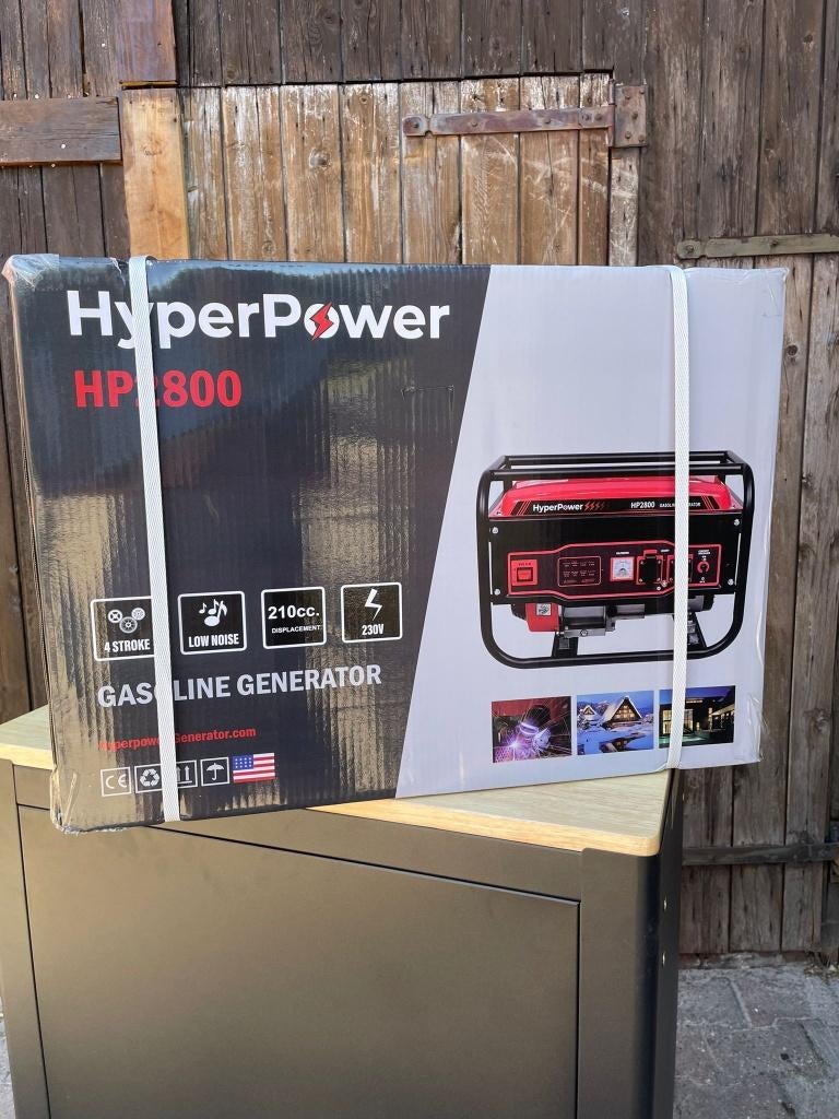 Aggregaat/Generator 230v 2,2kw Hyperpower, Ophalen, Benzine, Zo goed als nieuw, Geluidgedempt