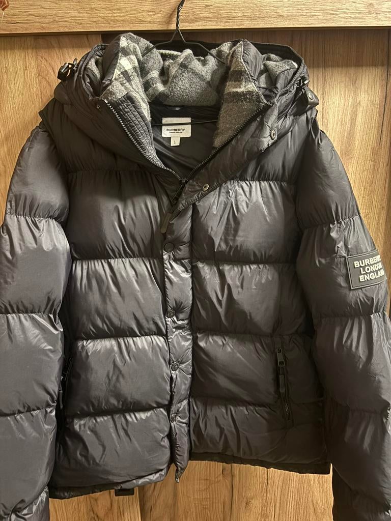 Nette Burberry puffer jacket black maat L, Ophalen of Verzenden, Zo goed als nieuw, Zwart