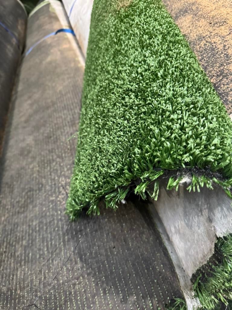 Stuk Kunstgras van 12m2 (4 x 3m) €54,-, Tuin en Terras, Gras en Kunstgras, Kunstgras, Gebruikt, Stuntgras, Ophalen of Verzenden