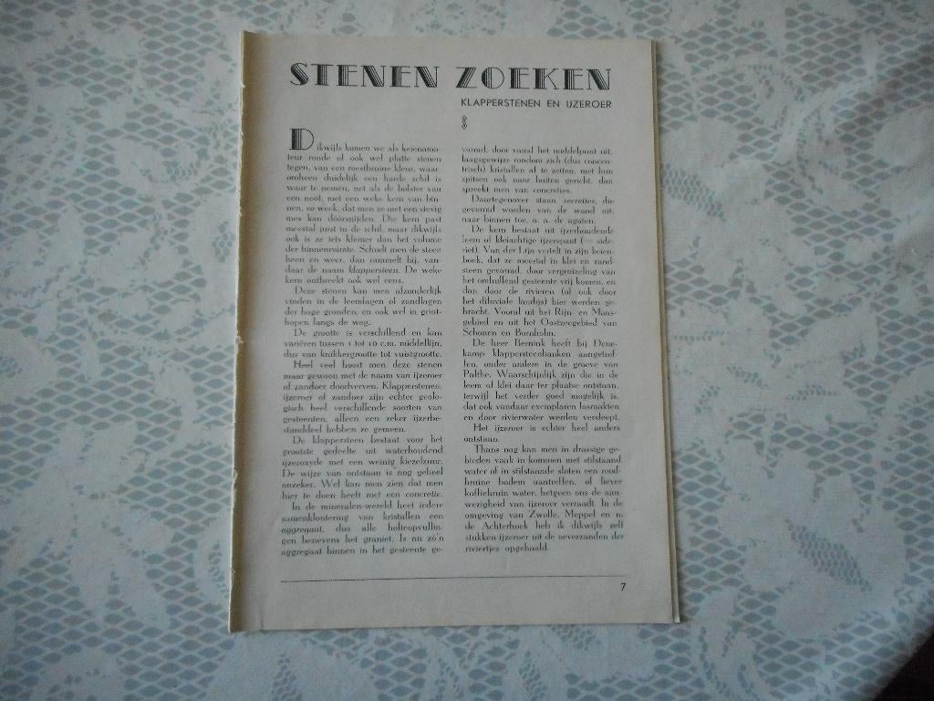 Stenen. Klapperstenen. IJzeroer. Rolstenen. 1939., Verzamelen, Tijdschriften, Kranten en Knipsels, Ophalen of Verzenden, 1920 tot 1940