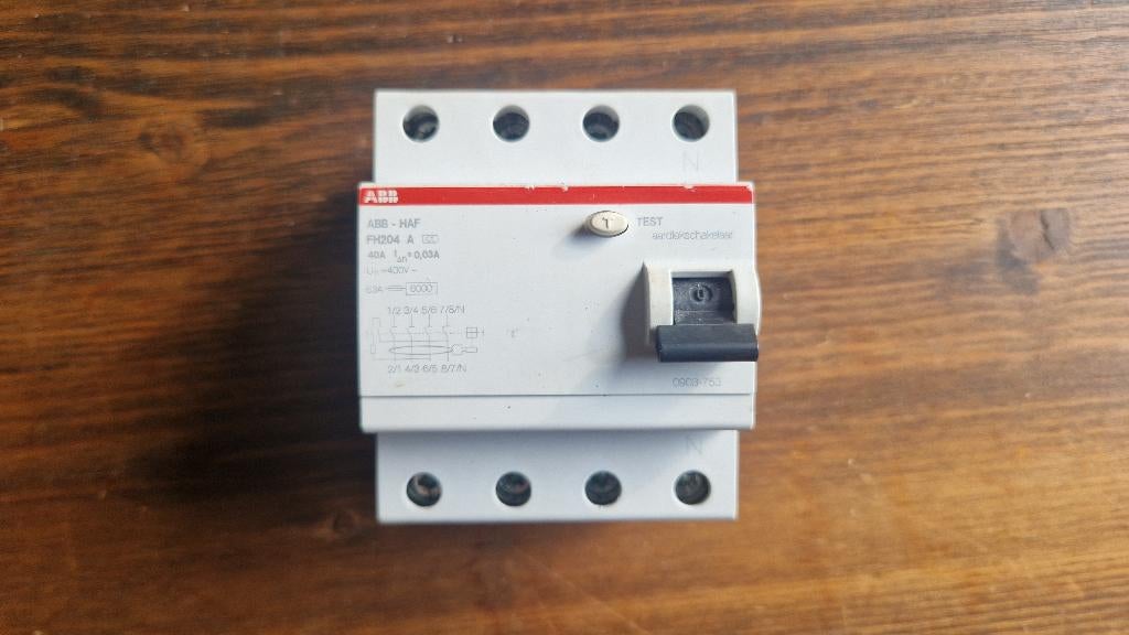 ABB 40A 30mA aardlekschakelaar 3p+n 0903-753, Ophalen, Gebruikt