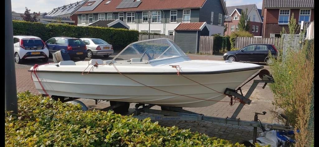 Skipblast 9.9 €2500, Ophalen, 46 km of meer, 16 km/u of meer