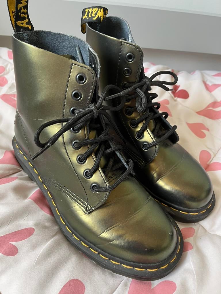 Dr martens maat 39 groen/goud, Kleding | Dames, Schoenen, Ophalen of Verzenden, Zo goed als nieuw, Groen