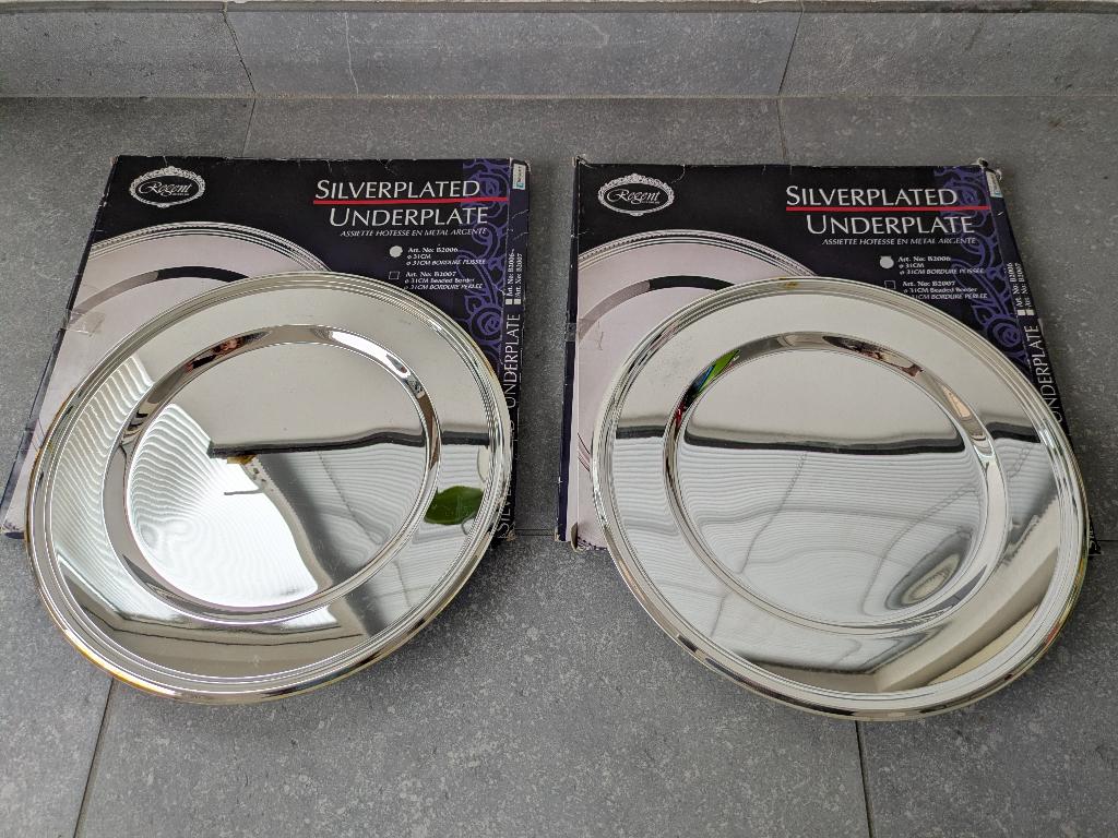 NIEUW! 2 Verzilverde onderborden / serveerschalen / schalen, Ophalen of Verzenden, Nieuw