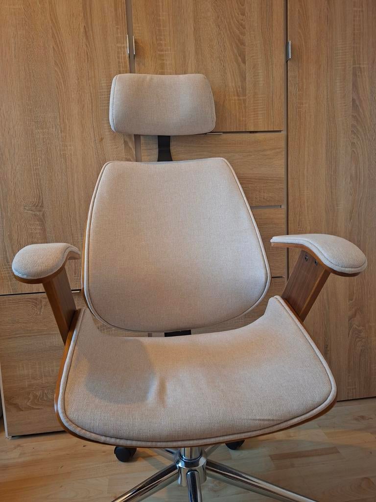 Ergonomische bureaustoel - houten kuip, Ophalen, Zo goed als nieuw