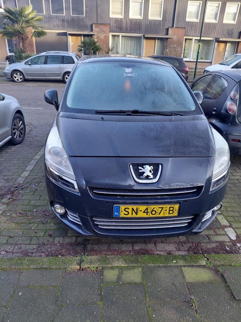 7 persoons auto voor de handige klusser, Auto diversen, Schadeauto's, Peugeot, Handgeschakeld, Benzine, MPV, Blauw, Ophalen