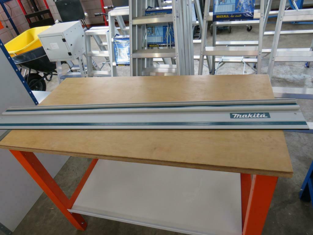makita zaaggeleider zaagliniaal geleiderail 150cm nieuw, Makita, Nieuw, Zandhaarweg, Ophalen of Verzenden
