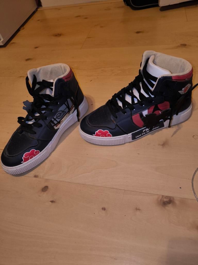 Naruto schoenen Anime Itachi, Ophalen of Verzenden, Zo goed als nieuw, Schoenen