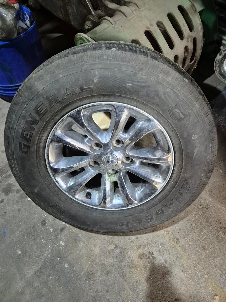 Dodge Ram 1500 velg en band, Auto-onderdelen, Banden en Velgen, Ophalen, Gebruikt, 265 mm, Banden en Velgen