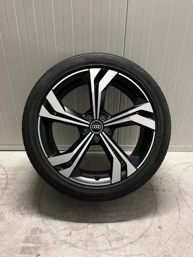 🚗 Audi Sport Q3 RSQ3 - 83A F3 - Rotor - 20 inch - Zomer, Gebruikt, 255 mm, Banden en Velgen, Ophalen of Verzenden