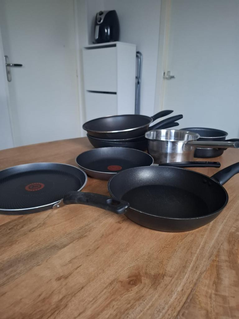 Tefal/ Pannenset, Ophalen, Zo goed als nieuw, Rvs, Pannenset