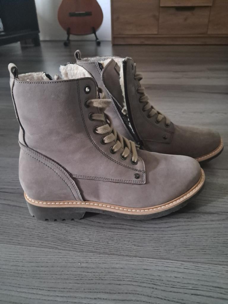 Nieuwe leren damesschoenen maat 37, Kleding | Dames, Schoenen, Twoday, Overige typen, Ophalen of Verzenden, Zo goed als nieuw