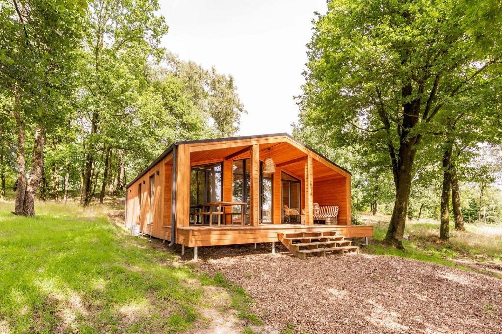 Tiny House Scandi. Modern Luxe vakantiehuis in de Natuur., 5 personen, Wasmachine, 2 slaapkamers, Recreatiepark