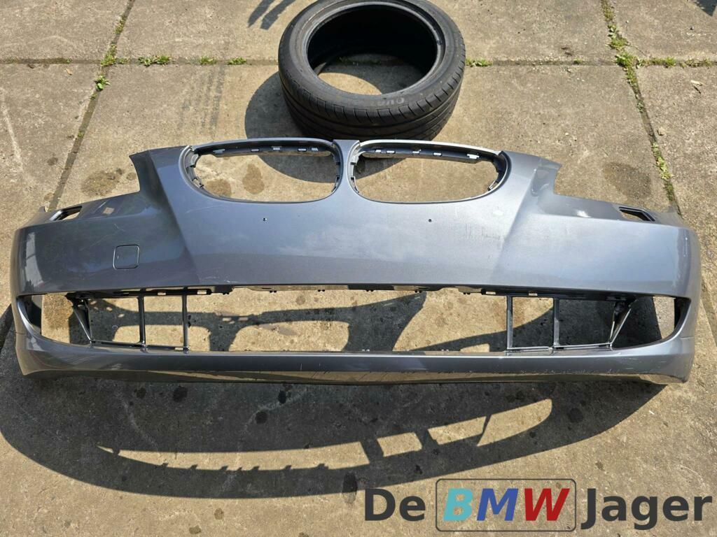 Voorbumper BMW 5-serie E60 LCI E61 LCI 51110420275, Gebruikt, Voor, Ophalen of Verzenden, Bumper