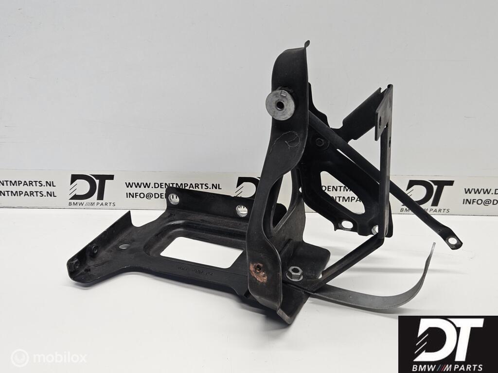 Koplampframe links BMW Z4 E85 E86 51717197211, Gebruikt, Ophalen of Verzenden, BMW, BMW