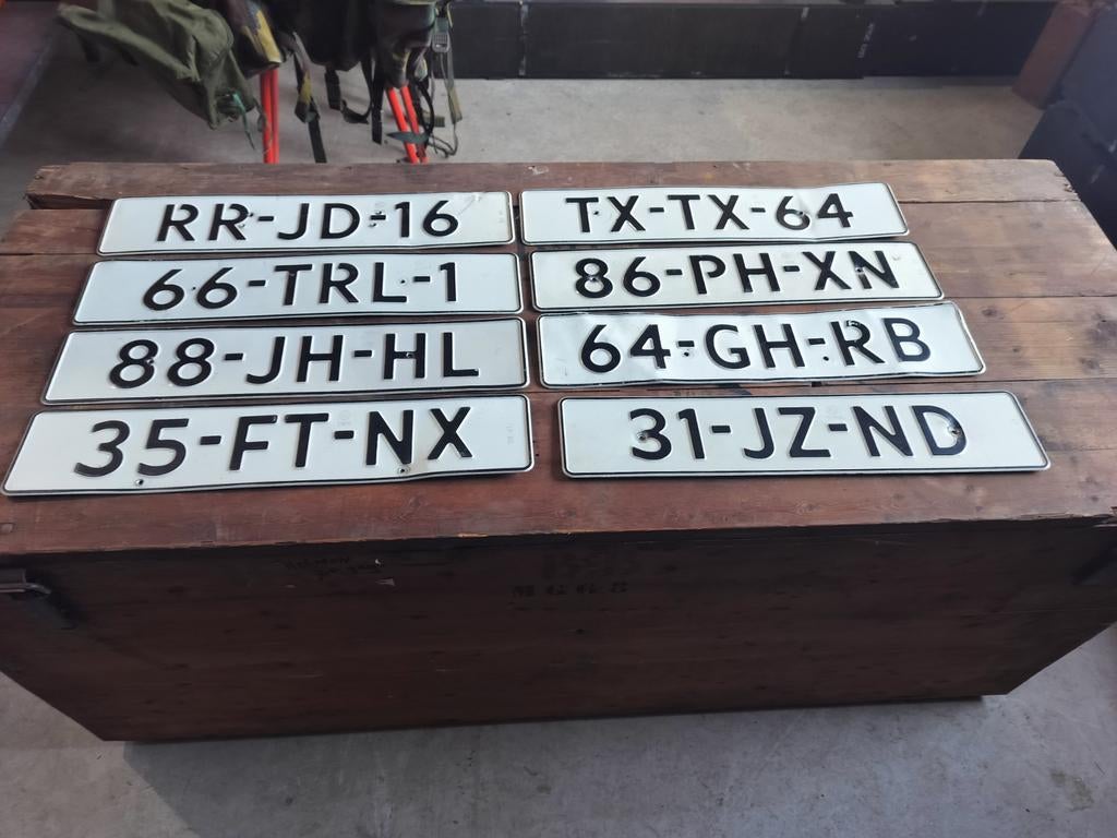 Partij Witte NL Kentekenplaten - 8 Stuks, Ophalen of Verzenden, Gebruikt