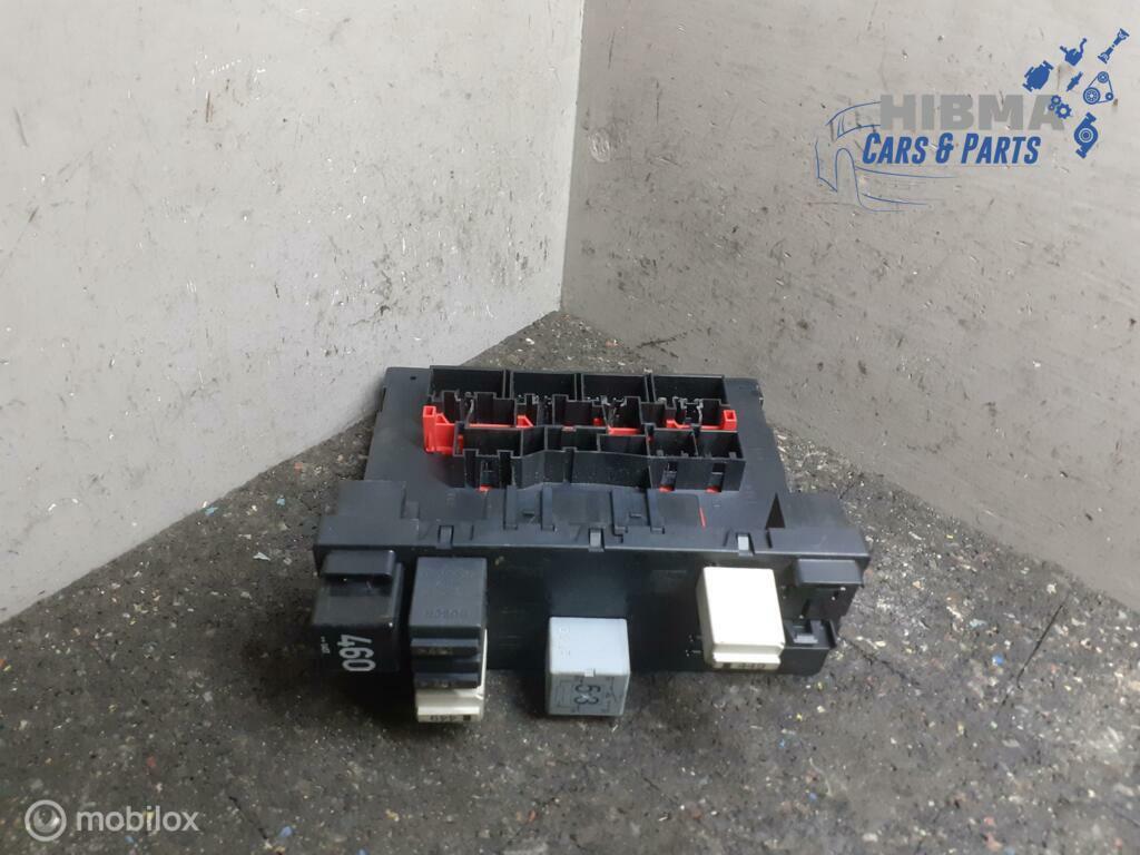 Zekeringskast Volkswagen Caddy III 1K0937049M Dashboard, Ophalen of Verzenden, Gebruikt
