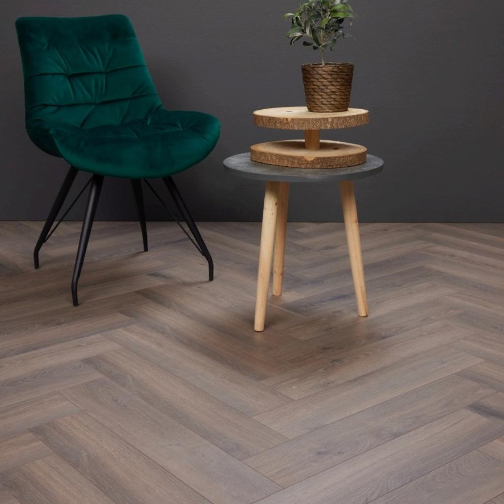 Visgraat Pvc Click Antwerpen 6mm dik + integreerde ondervloe, Bruin, 75 m² of meer, Visgraat Pvc click met integreerde ondervloer