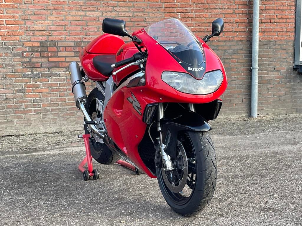 Suzuki TL1000R (1998) Rijklaar incl beurt Nieuwe Banden, Motoren, Motoren | Suzuki, 2 cilinders, Sportuitlaat, Motorrijbewijs A