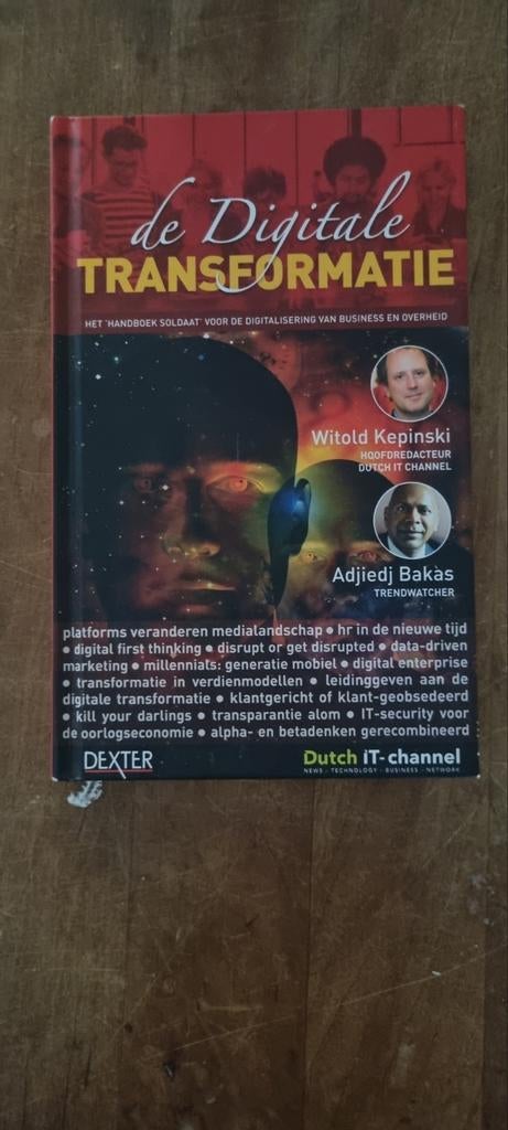 De Digitale Transformatie - Handboek Soldaat, Witold Kepinski, Adjiedj Bakas, E-commerce en Internet, Ophalen of Verzenden, Zo goed als nieuw