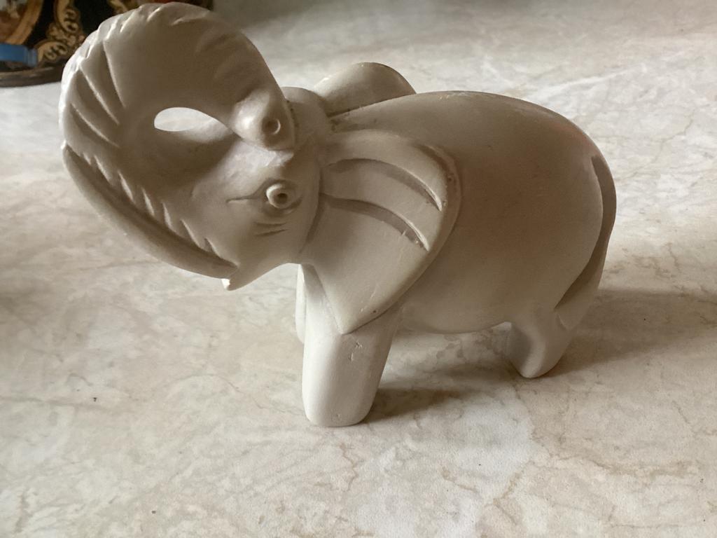Olifant hoog 9x11x4 xm, Verzamelen, Ophalen of Verzenden, Zo goed als nieuw, Dier