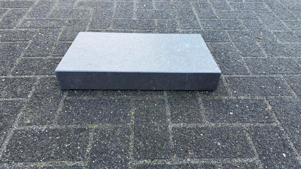 Zwembad randtegels natuursteen basalt, Ophalen, Nieuw