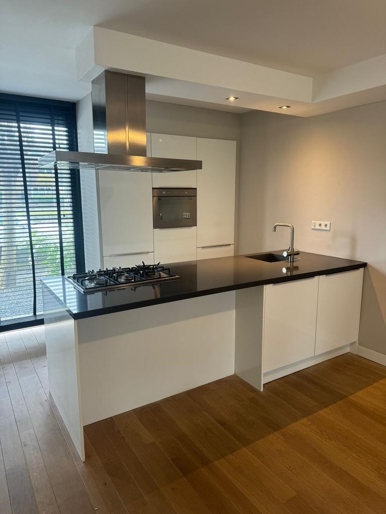 Compleet Kookeiland Modern + Wandkast + GEDEMONTEERD, Wit, Ophalen of Verzenden, Zo goed als nieuw, Composiet