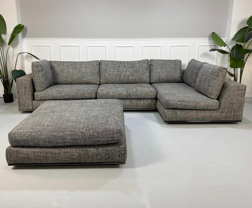 Minotti Hamilton Bank Stof Grijs Hoekbank + Voetenbank, Huis en Inrichting, Gebruikt, Hoekbank, 300 cm of meer, Ophalen of Verzenden