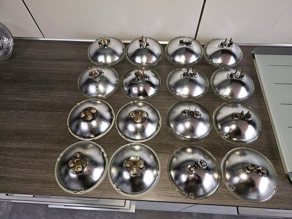 sealed beams 5' 3/4 inch, Auto-onderdelen, Verlichting, Ophalen of Verzenden, Gebruikt, BMW