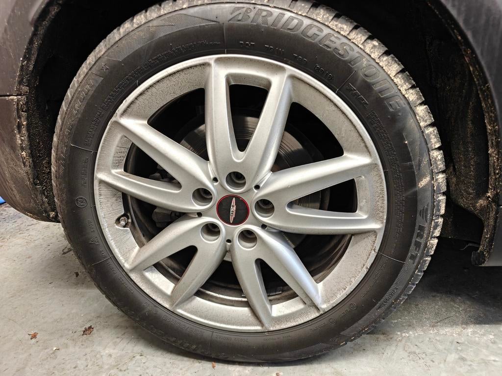 Orginele mini countryman velgen met winterbanden incl naaf, Ophalen, 18 inch, Velg(en), Winterbanden