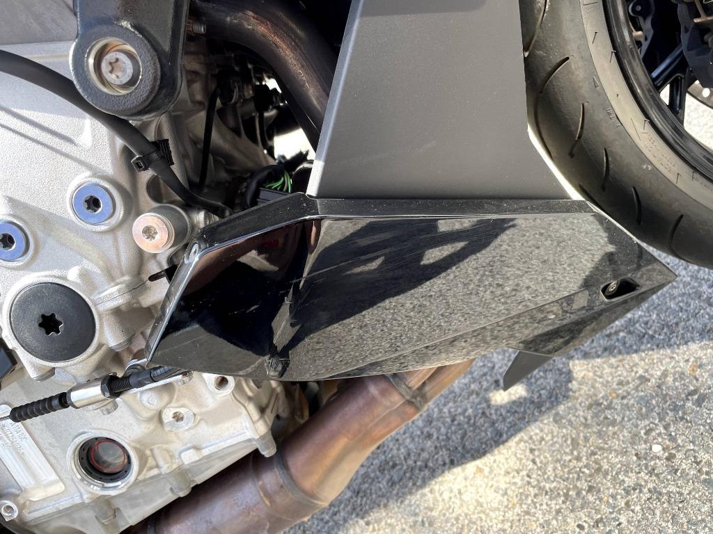 BMW S1000R Rechter Onderkuipdeel 2025 (OEM), Ophalen of Verzenden, Gebruikt