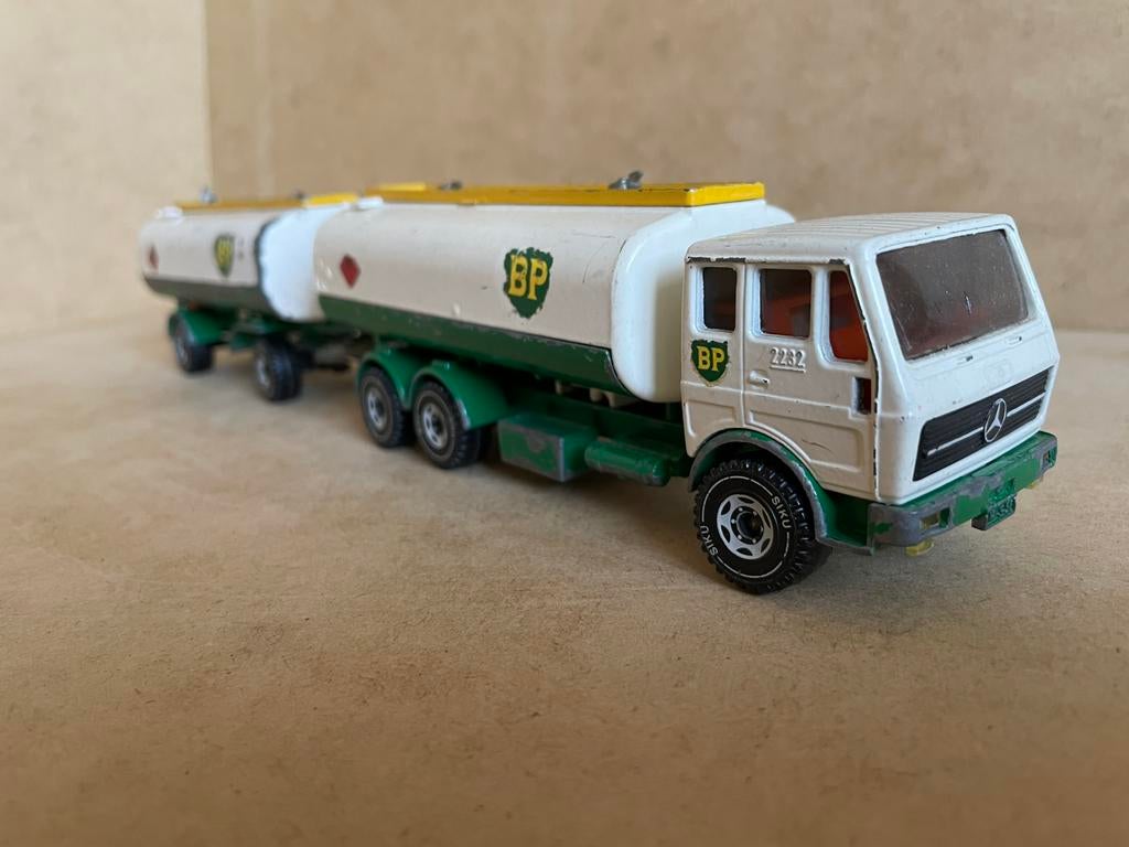 Model MB Mercedes, tankwagen + aanhanger BP, Machtbox 1/50, Hobby en Vrije tijd, Modelauto's | 1:50, Ophalen of Verzenden, Gebruikt