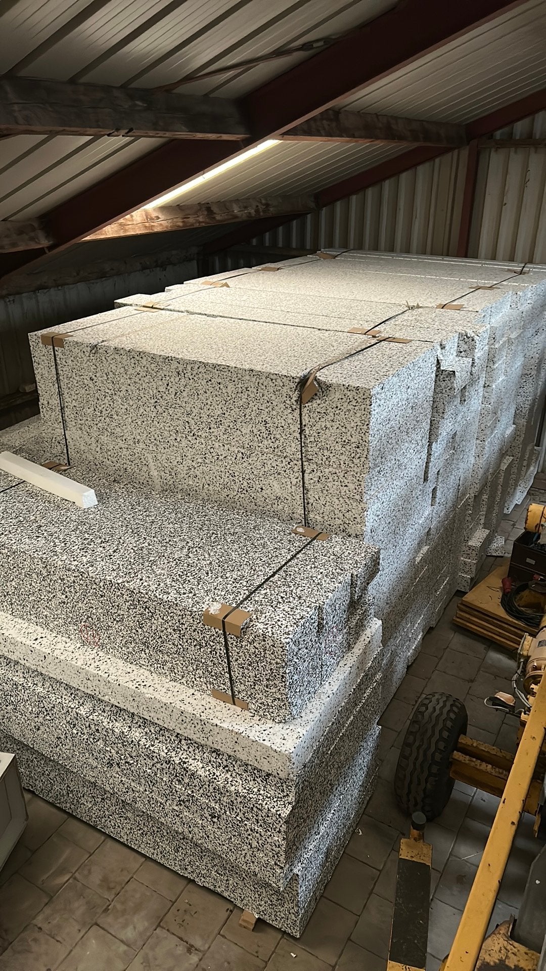 300m2/350m2. Tempex / eps isolatie 160mm, Ophalen, Zo goed als nieuw