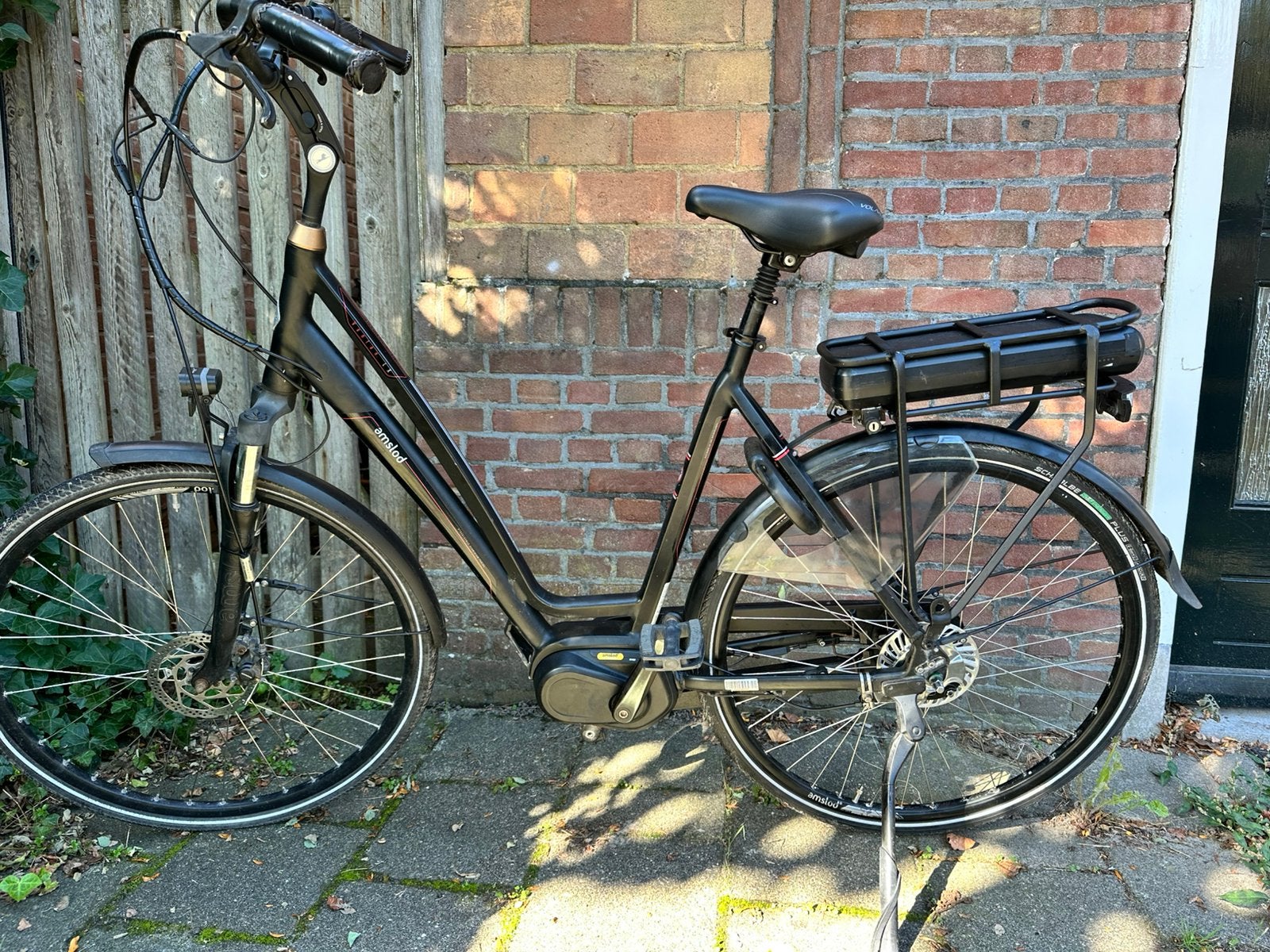 Nette Amslod elektrische fiets met sterke middenmotor, Fietsen en Brommers, 55 tot 59 cm, Ophalen, Zo goed als nieuw, Overige merken