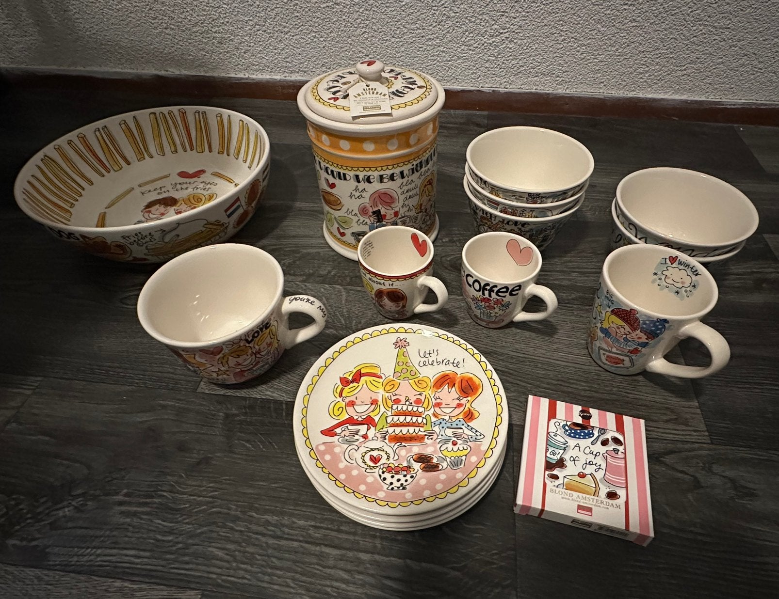 Blond Amsterdam, Ophalen, Nieuw, Aardewerk, Compleet servies