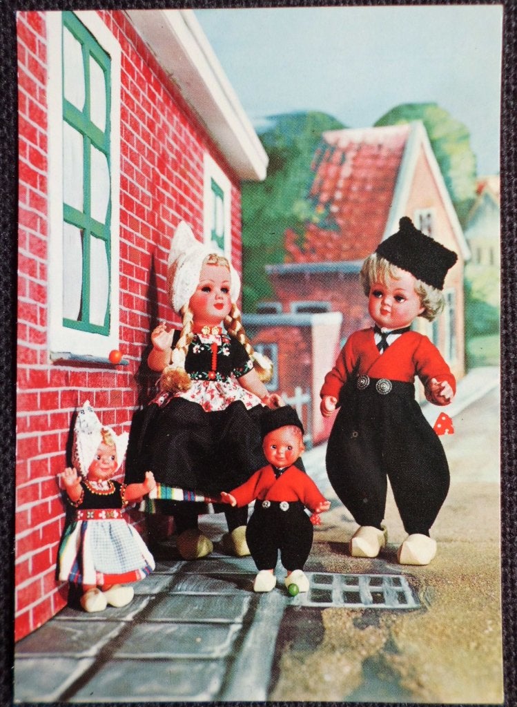 Dovina klederdracht poppen 3, Ophalen of Verzenden, 1960 tot 1980, Ongelopen, Klederdracht