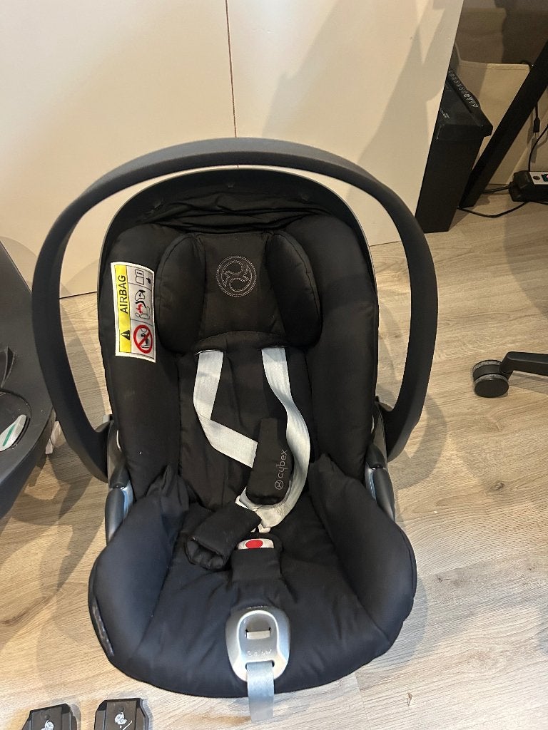 Cybex maxi Cosi + base, Verstelbare rugleuning, 0 t/m 18 kg, Zo goed als nieuw, Isofix