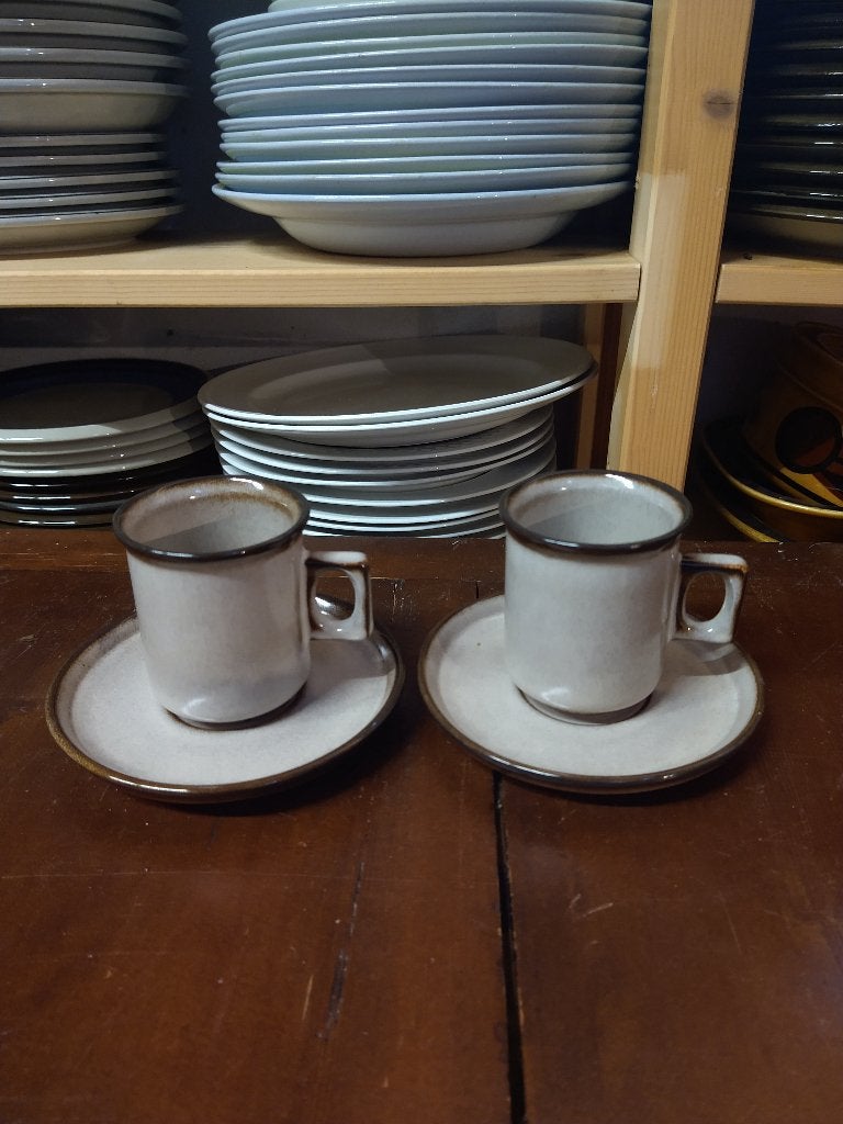 Potterie De Driehoek Huizen kop en schotel Amsterdam 40x, Ophalen