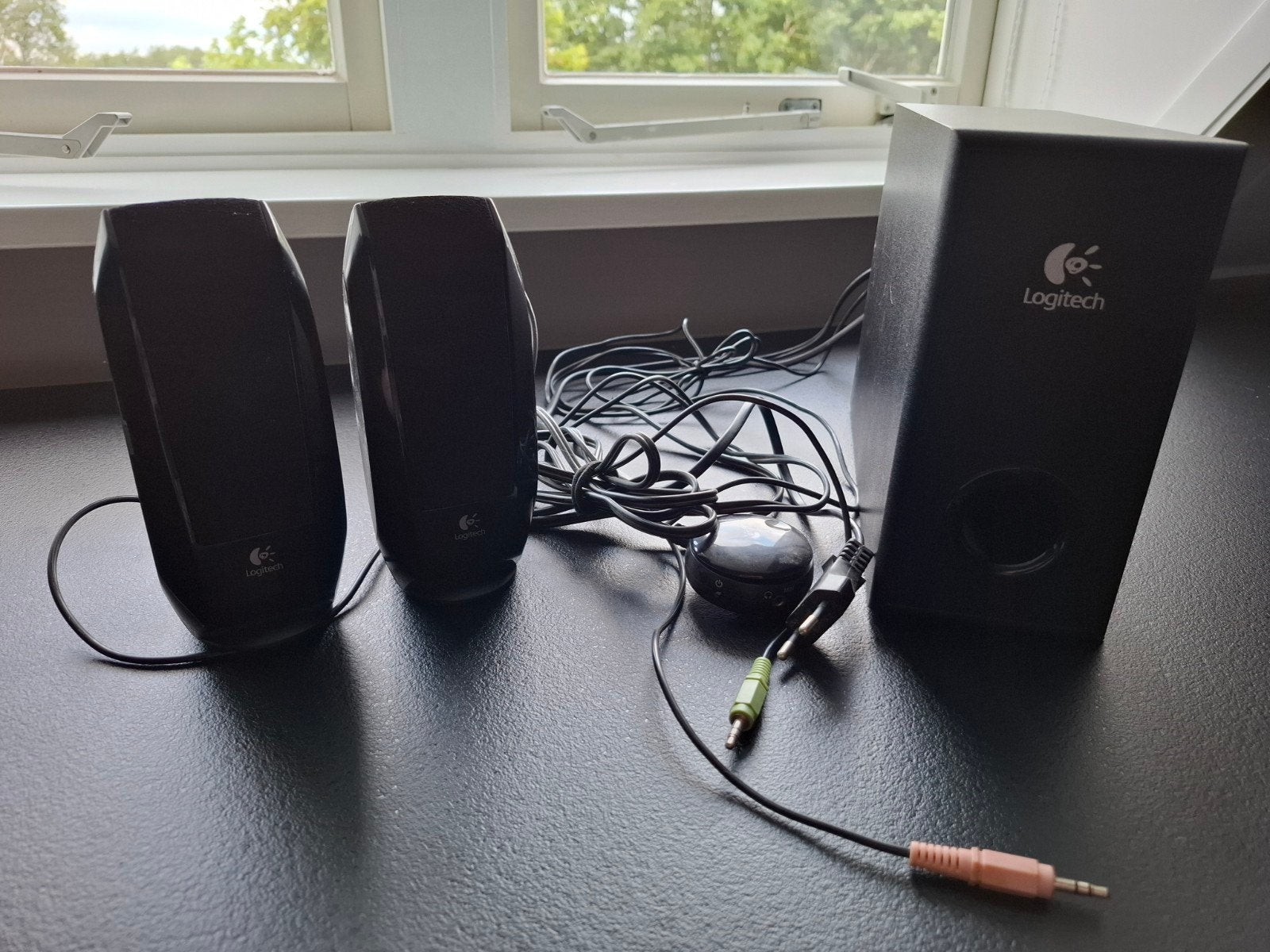 Logitech 2.1 speakerset met subwoofer, Computers en Software, Ophalen, Gebruikt, Audiokanaal 2.1, Logitech