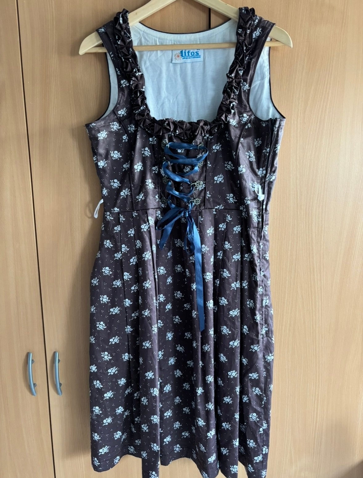 Oktoberfest carnaval Tiroler Dirndl jurk maat M, Kleding | Dames, Ophalen of Verzenden, Zo goed als nieuw, Maat 38/40 (M), Overige thema's