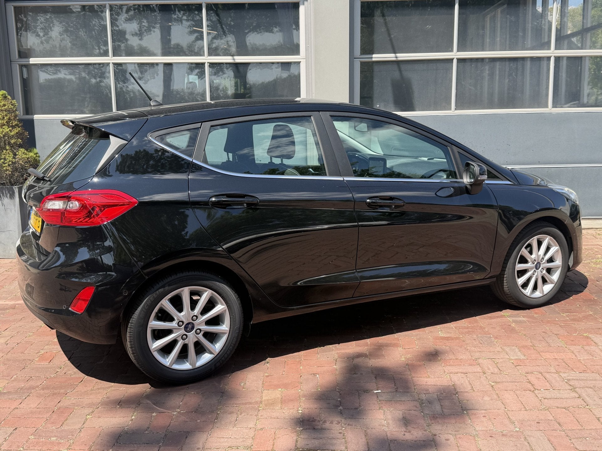 Ford Fiesta 1.0 EcoBoost Titanium 4-2018 • 74 kW / 101 PK, Gebruikt, Euro 6, Origineel Nederlands, Bedrijf