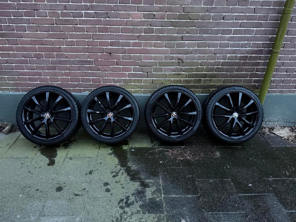 Borbett RE velgen met Pirelli Sottozero 215/40 R17, Auto-onderdelen, Banden en Velgen, Ophalen, Banden en Velgen, 17 inch, Winterbanden