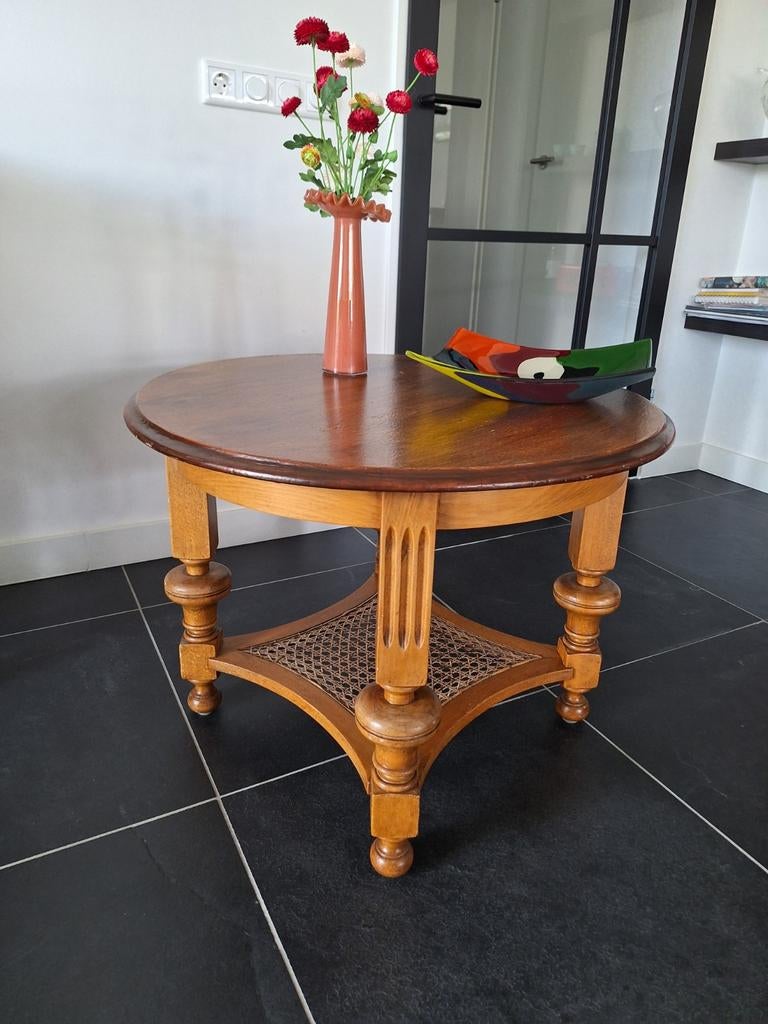 Ronde Bijzettafel van hout, Antiek en Kunst, Antiek | Meubels | Tafels, Ophalen