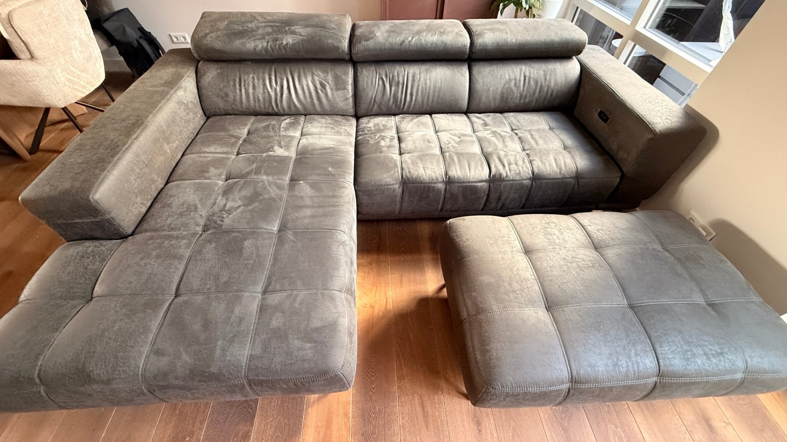 3 zits met chaise longue. Zitgedeelte is uitschuifbaar, Ophalen, Gebruikt, Leer
