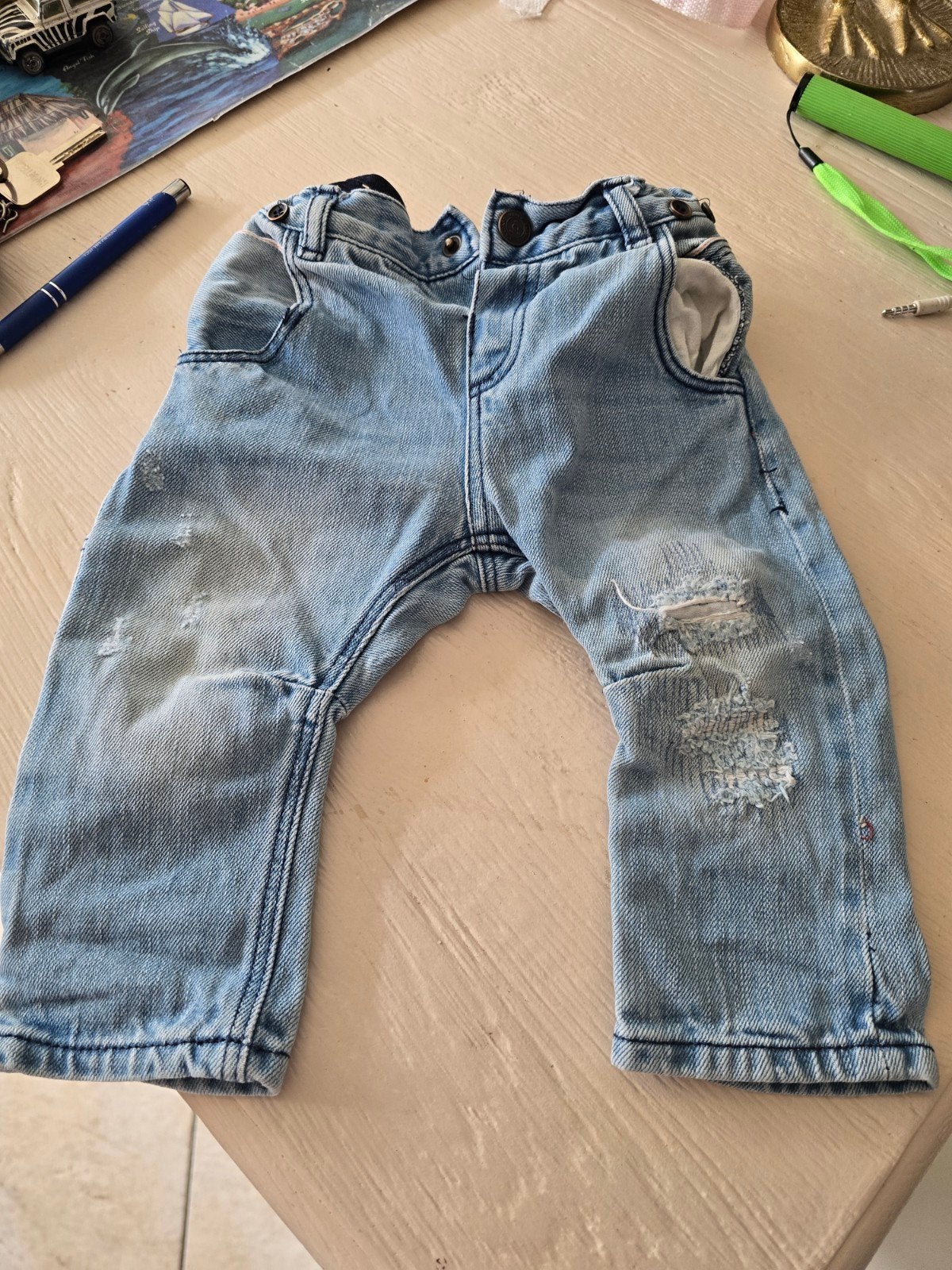 Zara spijkerbroekje maat 74, Kinderen en Baby's, Babykleding | Maat 86, Ophalen of Verzenden, Zara, Jongetje, Broekje