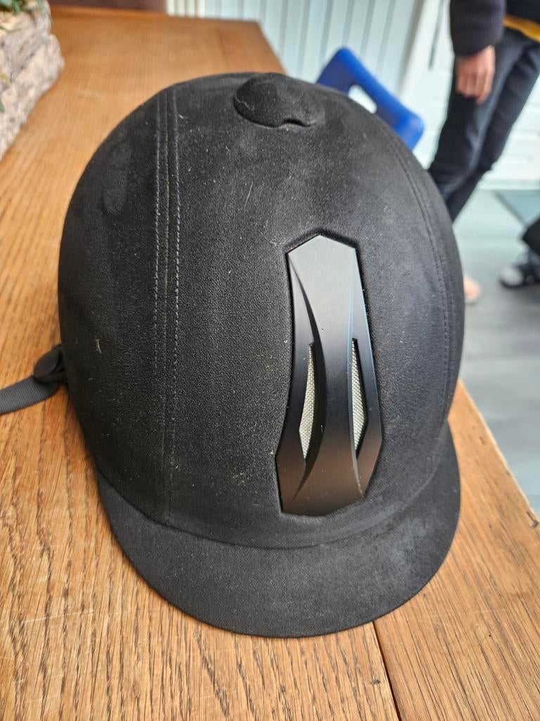 Paardrijcap maat 56 - 58, Dieren en Toebehoren, Paardrijkleding, Ophalen of Verzenden, Zo goed als nieuw, Dressuur, Cap